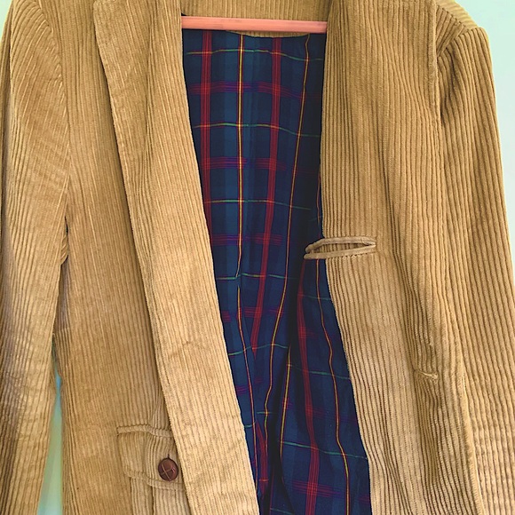 BDG Urban Outfitters Tan Bubble Corduroy Blazer with brown scored button - Picture 5 of 7